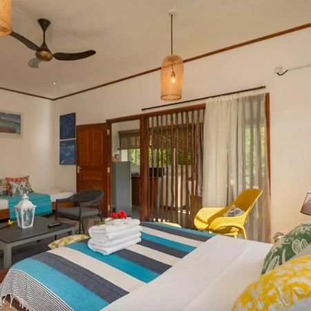 Milles Montagnes Residence Anse Royale Buitenkant foto