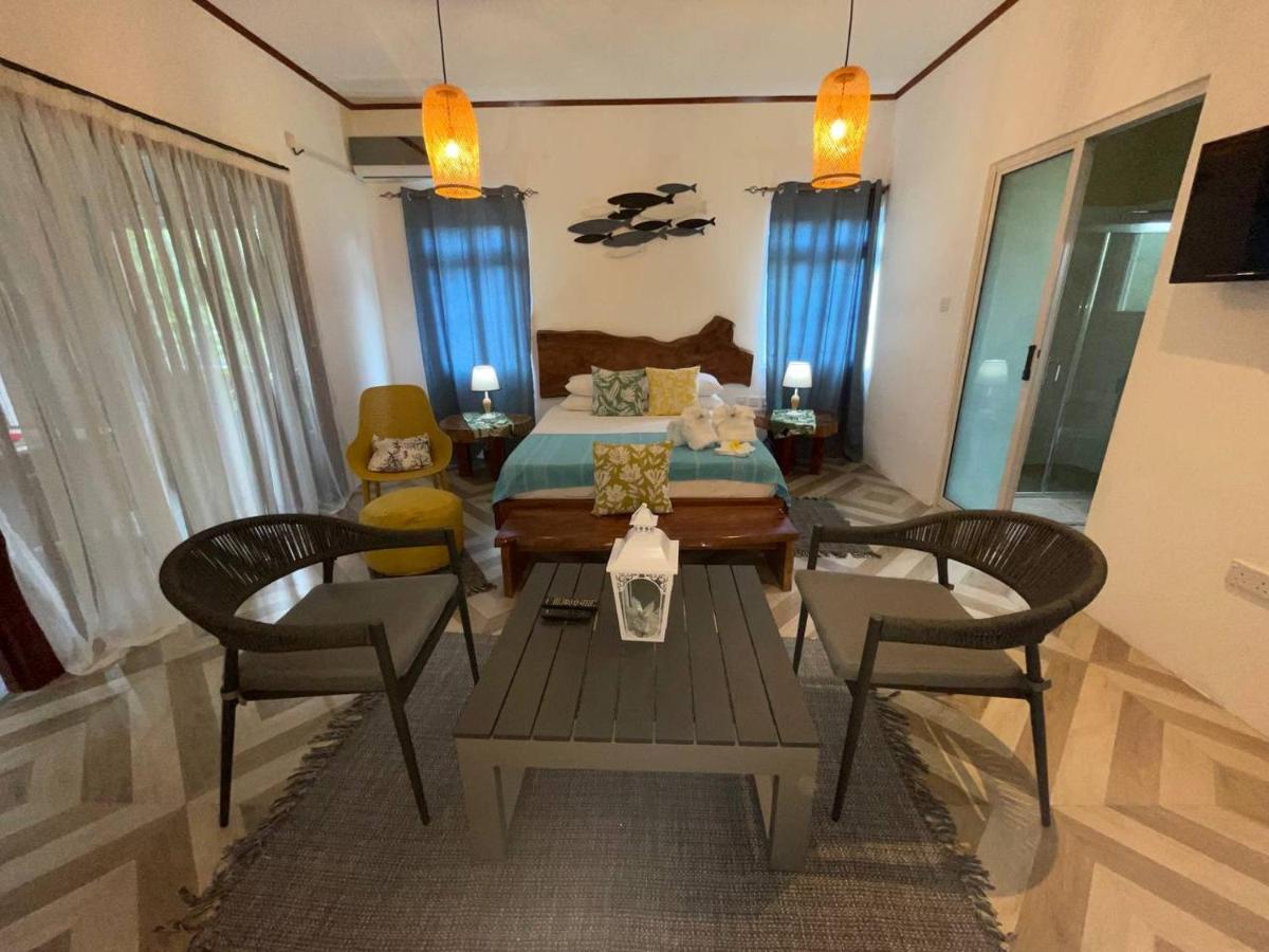 Milles Montagnes Residence Anse Royale Buitenkant foto