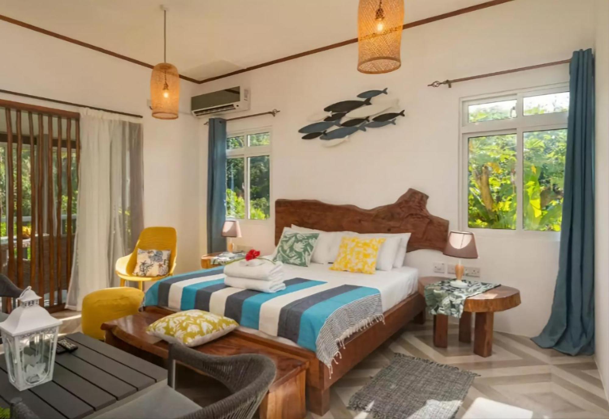 Milles Montagnes Residence Anse Royale Buitenkant foto